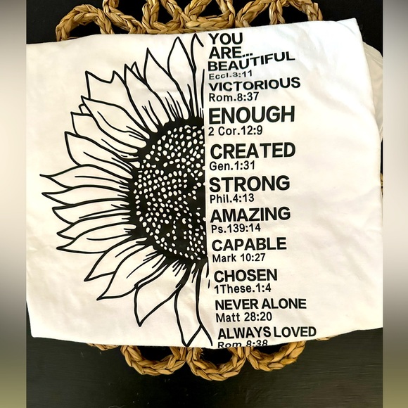 Sunflower Tshirt bible scripture! New large - Picture 2 of 2